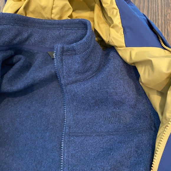 THE NORTH FACE NEW BOYS' GORDON LYONS TRICLIMATE - Picture 9 of 11